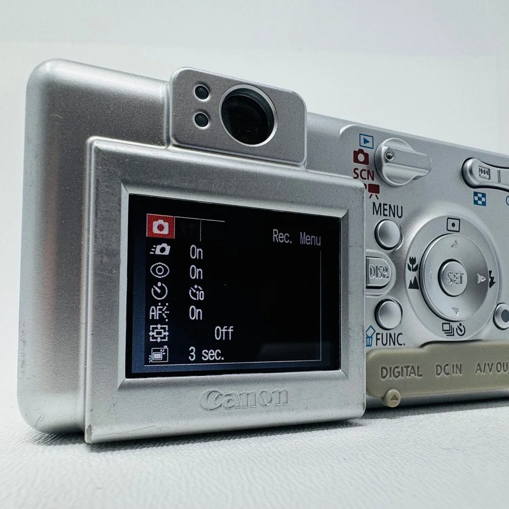 Canon PowerShot A400 Digital Camera Silver 3.2MP PC1080 with Case